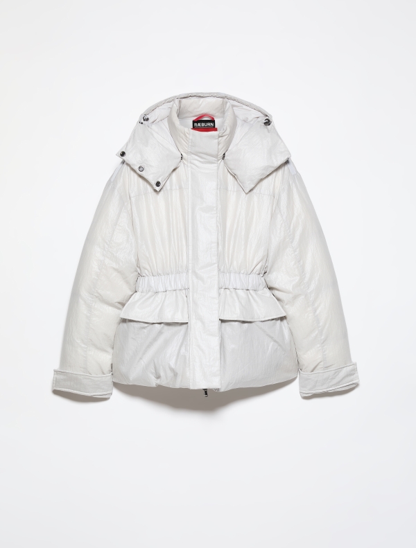 MAX&Co. 携手品牌RÆBURN 发布轻户外合作设计系列—SNAP. PACK. DEPLOY.「一触·即发」 