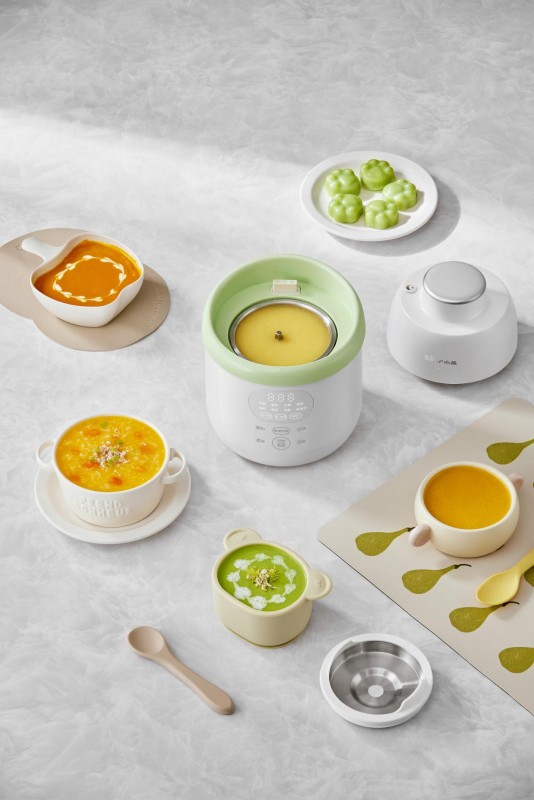 小熊电器荣获CBME金童奖“年度最受欢迎哺育家电品牌” 