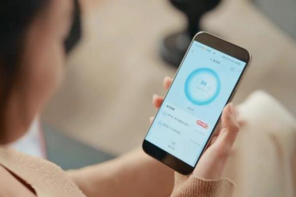 海尔净水首创自净化滤芯，寿命8年行业最长 