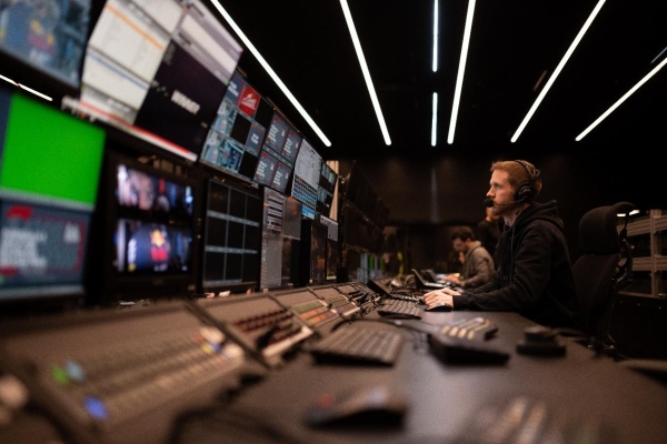 8.2 亿粉丝极致观赛 联想技术重构 F1 全球直转播体验