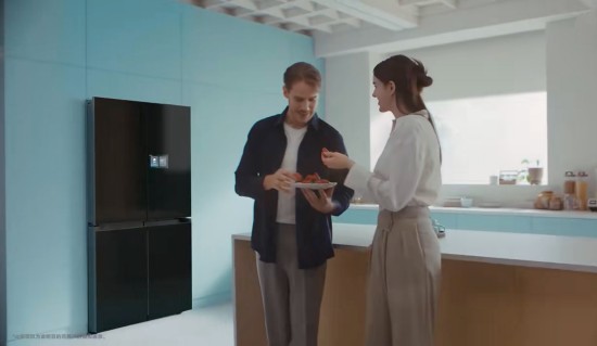 不止保鲜 更懂生活 三星AI神 冰箱9系以焕新体验 智启美好未来 