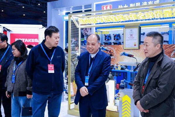 东成持续构建全链路工具生态 首次携双展台亮相上海五金展 