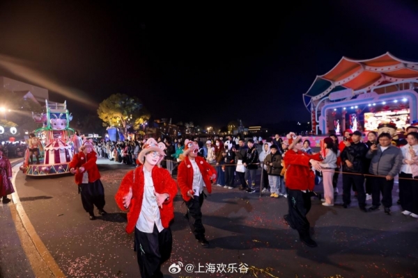 全国乐园TOP10推荐：厦门园博苑花灯乐园上榜，春季出游解锁更多玩法 