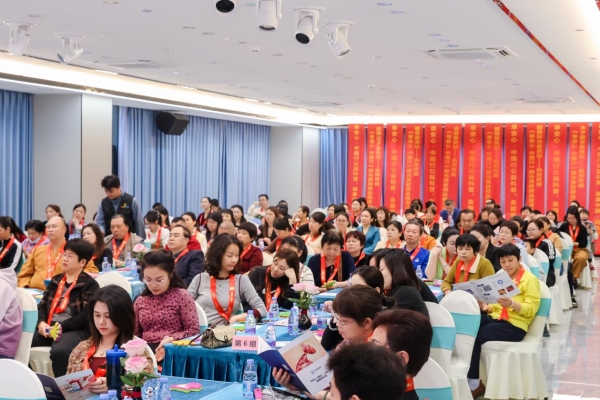 筑牢国民健康防线 |《早安心·中国行》公益科普活动走进梅州 