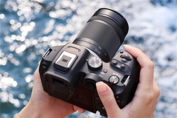 春花盛放｜佳能微单镜头搭配攻略，多场景春日氛围全覆盖  