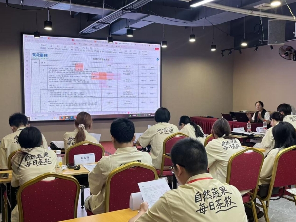 毛利超68%、翻牌补贴最高20万，茶救星球品牌用“全生命周期”扶持重构新茶饮加盟逻辑 