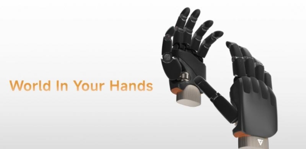 它石智航用“吉尼斯纪录”交卷真干活的具身大脑，丁文超：从来没有Plan B 