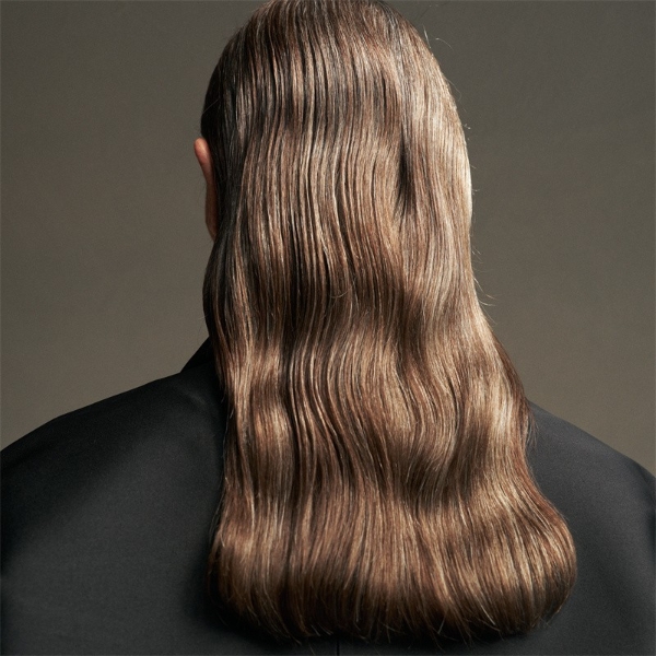 JNBY 2026春夏系列“凝视”：以艺术之名，择品质之选 