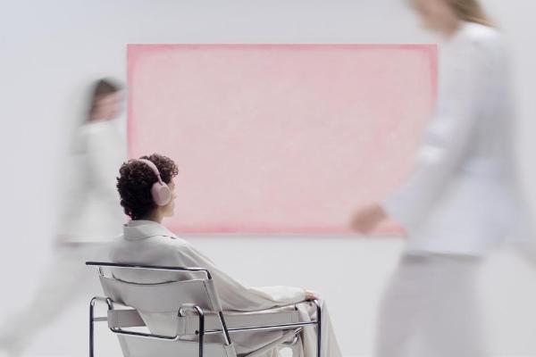 静奢入耳，柔粉如暮：索尼WH-1000XM6暮砂粉新色雅致上市 