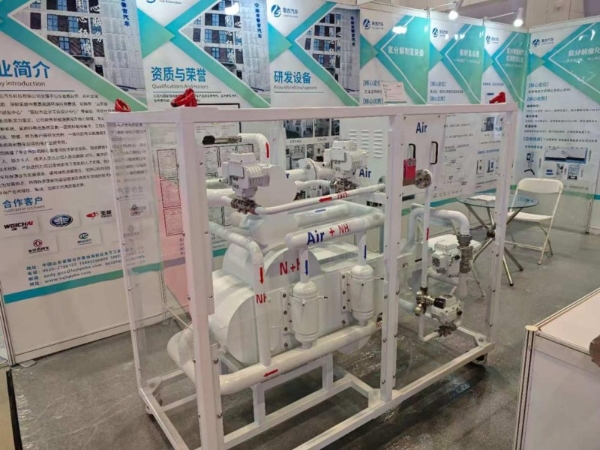 2026中国氢能展 | 体积小、省钱多、易储运 鲁吉汽车氨氢技术路线出实招 