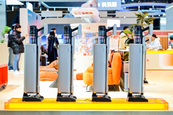 当清洁电器集体“长手长脚”，友望为何选择“让用户不受罪”？ 