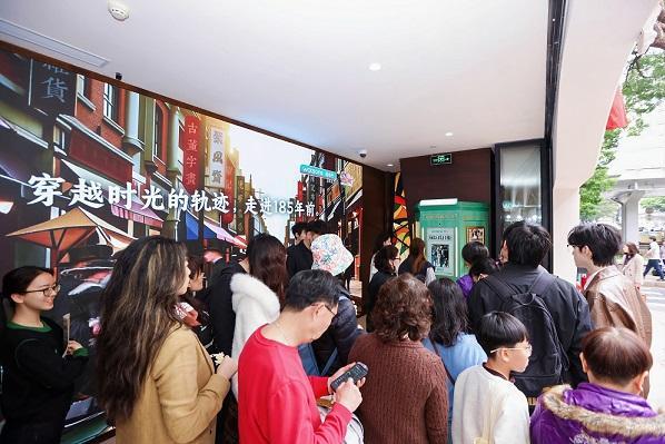 屈臣氏今年改造1500家门店：不确定的时代为何敢谈“共生共赢”？ 