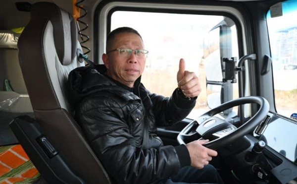 1.3度/公里 用欧曼就是省！欧曼银河5M纯电重卡让刘师傅稳赚运输 