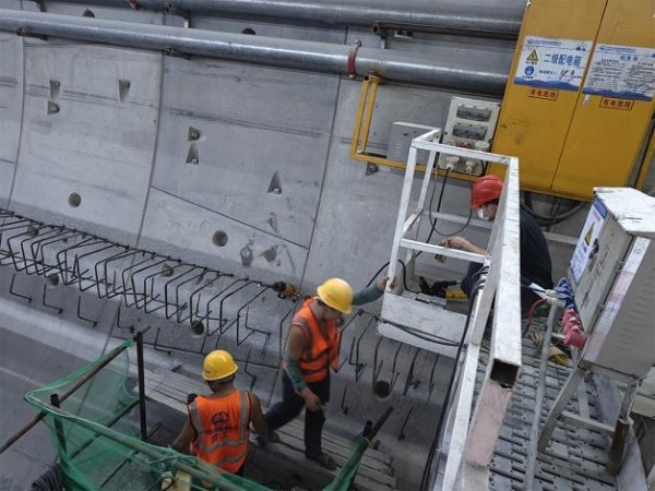 曼卡特打破百年垄断：国产百年级植筋胶的“破冰之路” 