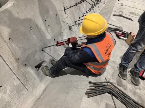 曼卡特打破百年垄断：国产百年级植筋胶的“破冰之路” 