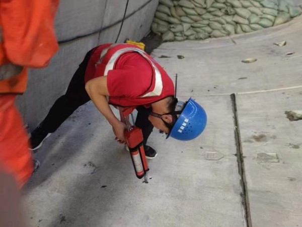 曼卡特打破百年垄断：国产百年级植筋胶的“破冰之路” 