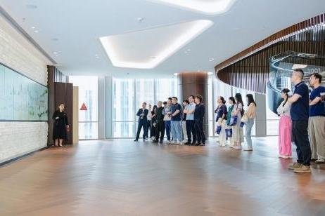 “慧相链，欣价值——慧择控股·齐欣云服走进保司系列活动”第二站游学中英人寿深圳前海高客中心，共研分红保险生态升级 