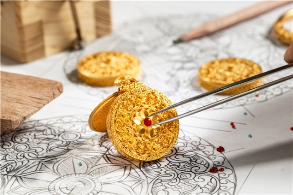 寶王府”三字解：一家金器品牌的文化原力 