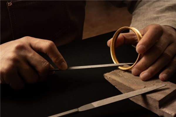 寶王府”三字解：一家金器品牌的文化原力 