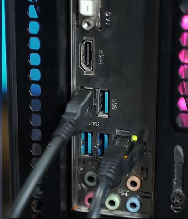 酷嗨米J300| 4K低延迟多平台直播采集卡一卡搞定三大平台同步推流 