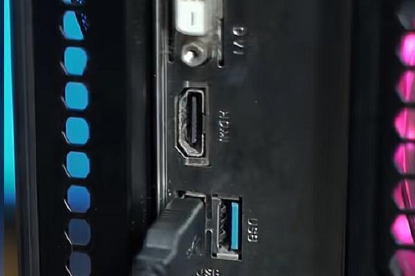 酷嗨米J300| 4K低延迟多平台直播采集卡一卡搞定三大平台同步推流 