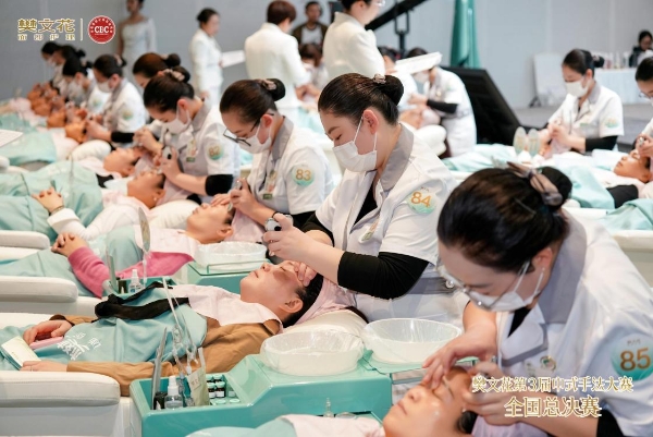 樊文花|采东方古法，融西方科技，雕琢中西结合的焕颜之道 