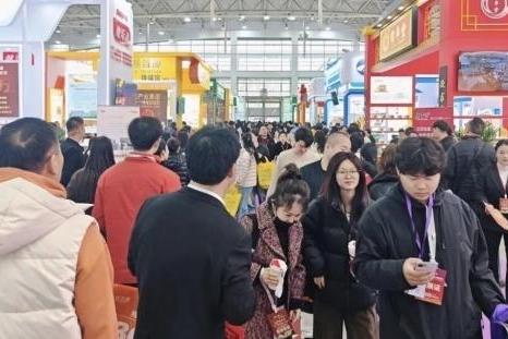 春日赴健约，中宏生物邀您共探银发健康新未来 —— 亮相第 26 届清大健康产业博览会 