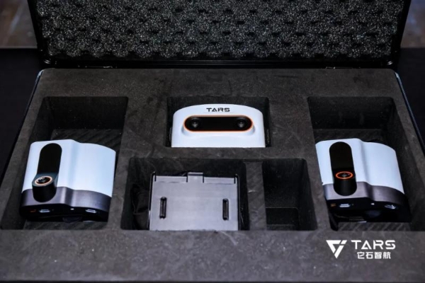 全球首发“能干活”的通用具身大模型AWE3.0，它石智航丁文超博士发表主题演讲以技术驱动产业变革 