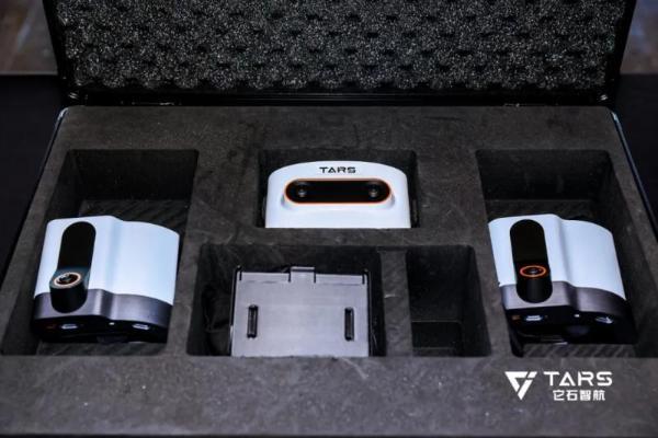 全球首发“能干活”的通用具身大模型AWE3.0，它石智航丁文超博士发表主题演讲以技术驱动产业变革 