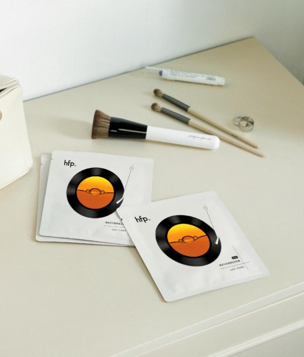 打破油痘产品困局，hfp酸酶痘后面膜开启科学战痘新范式 