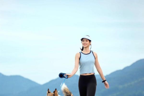 小薄荷系列领衔，松山棉店官宣夏思凝代言诠释“生活赛场，自在松山” 