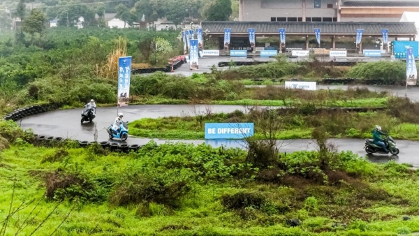 派电科技全球发布会：首发自研增程技术，揽途LV5实现500km综合续航 