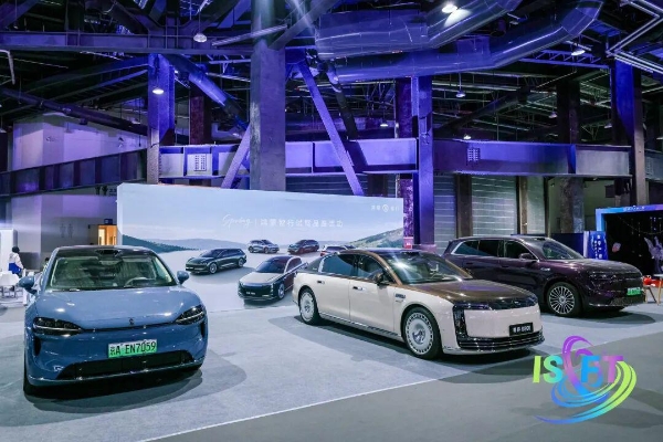 首届北京国际科幻与未来产业博览会盛大启幕 | 锚定“十五五”未来产业布局，以科幻创新与未来科技融合构筑高质量发展新支点