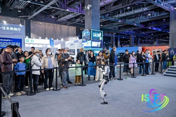 首届北京国际科幻与未来产业博览会盛大启幕 | 锚定“十五五”未来产业布局，以科幻创新与未来科技融合构筑高质量发展新支点