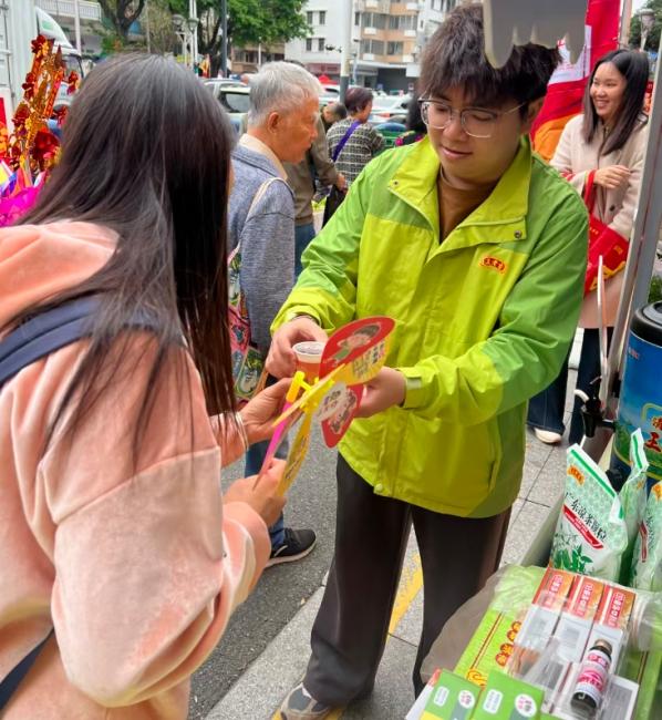 “行通济就选王老吉”王老吉药业赋能佛山元宵非遗盛会 