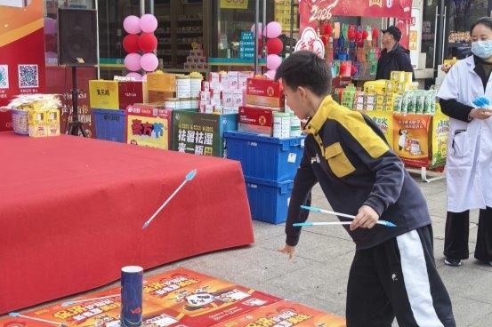 龙马呈祥闹元宵 健康相伴暖民心​——保济护肠胃元宵享美味 