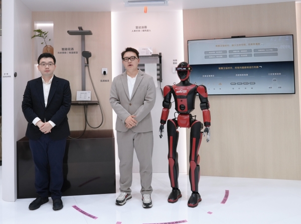 “今天我做东”走进箭牌：余承东为何在卫浴展位前驻足？