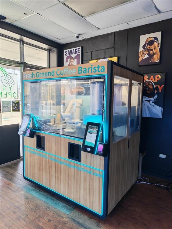 畅销全球65国的COFE+机器人咖啡太平洋关岛登陆开业 