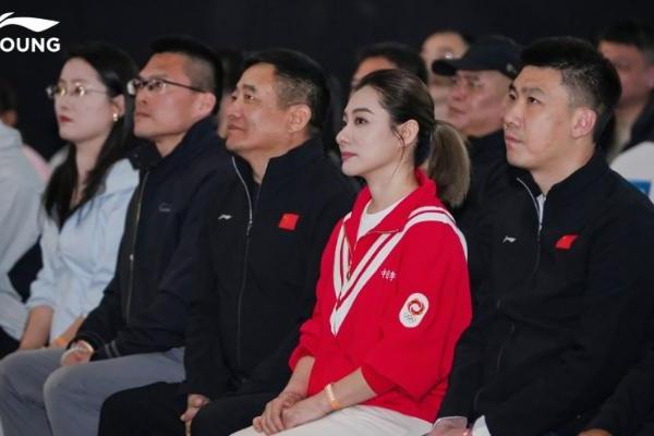 李宁YOUNG动³科技正式发布 以“校园8000步”为起点，重塑青少年运动守护方式