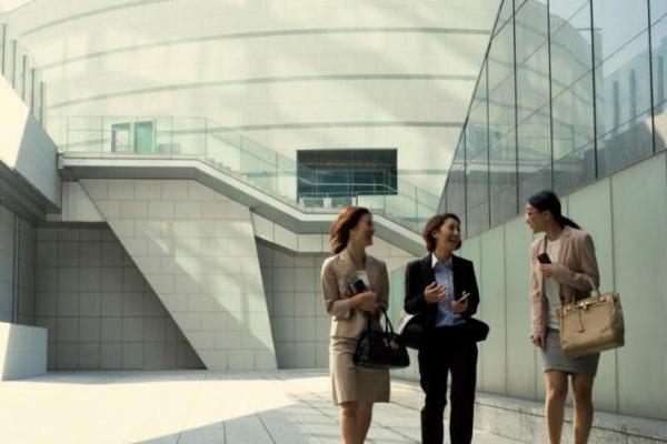 Sun Life 永明四年蝉联10Life年度保险公司大奖 全港唯一全品类获五星评级