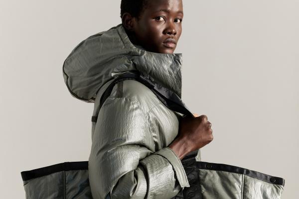 MAX&Co. 携手品牌RÆBURN 发布轻户外合作设计系列—SNAP. PACK. DEPLOY.「一触·即发」 