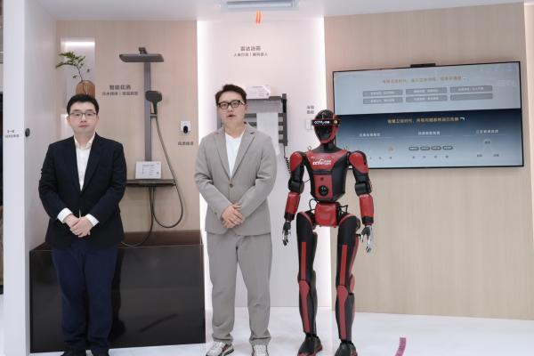 “今天我做东”走进箭牌：余承东为何在卫浴展位前驻足？