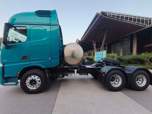 硬核双车亮相堰马！东风商用车两大主力车型领跑物流运输新赛道 