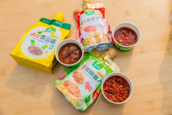 抖音快手菜挑战爆火，葱伴侣风味酱成为年轻人“厨房新宠”？ 