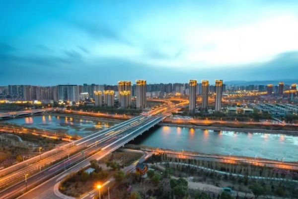 纹艺觉醒·牧绘北疆丨千年舟花色设计大赛走进内蒙古师范大学，共话草原家居新未来 