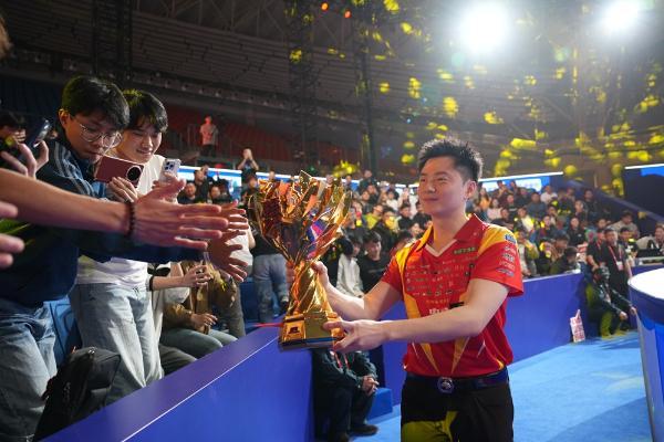 独牙传奇，相拥山海！“独牙兰博金·利百文台尼”独牙传奇中式九球青岛国际精英赛盛大开幕 