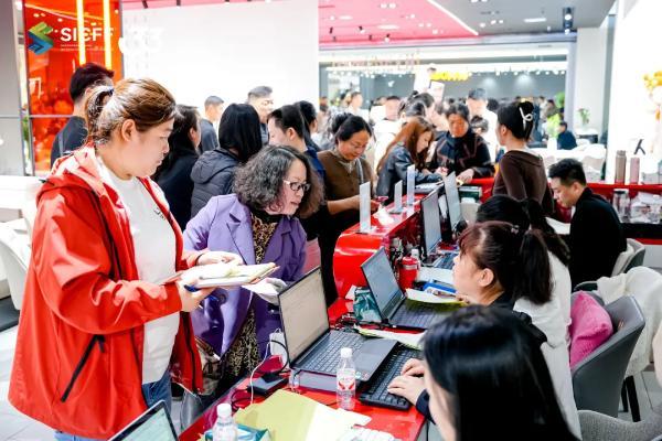 全链协同·价值共享 | 第33届胜芳国际家具博览会盛大启幕 