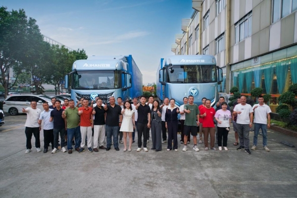 欧曼银河全球价值品鉴之旅（纯电篇）：驰骋粤港 实力诠释场景适配 