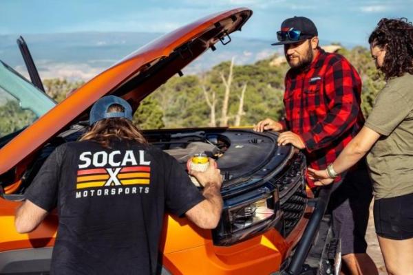 文化出海向：东方越野对话世界 纵横G700亮相摩押60周年 