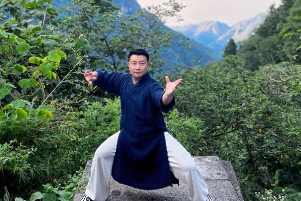 融河洛文脉展太极风姿，专业线上太极课程简橙太极深耕教学赋能传统文化传播 